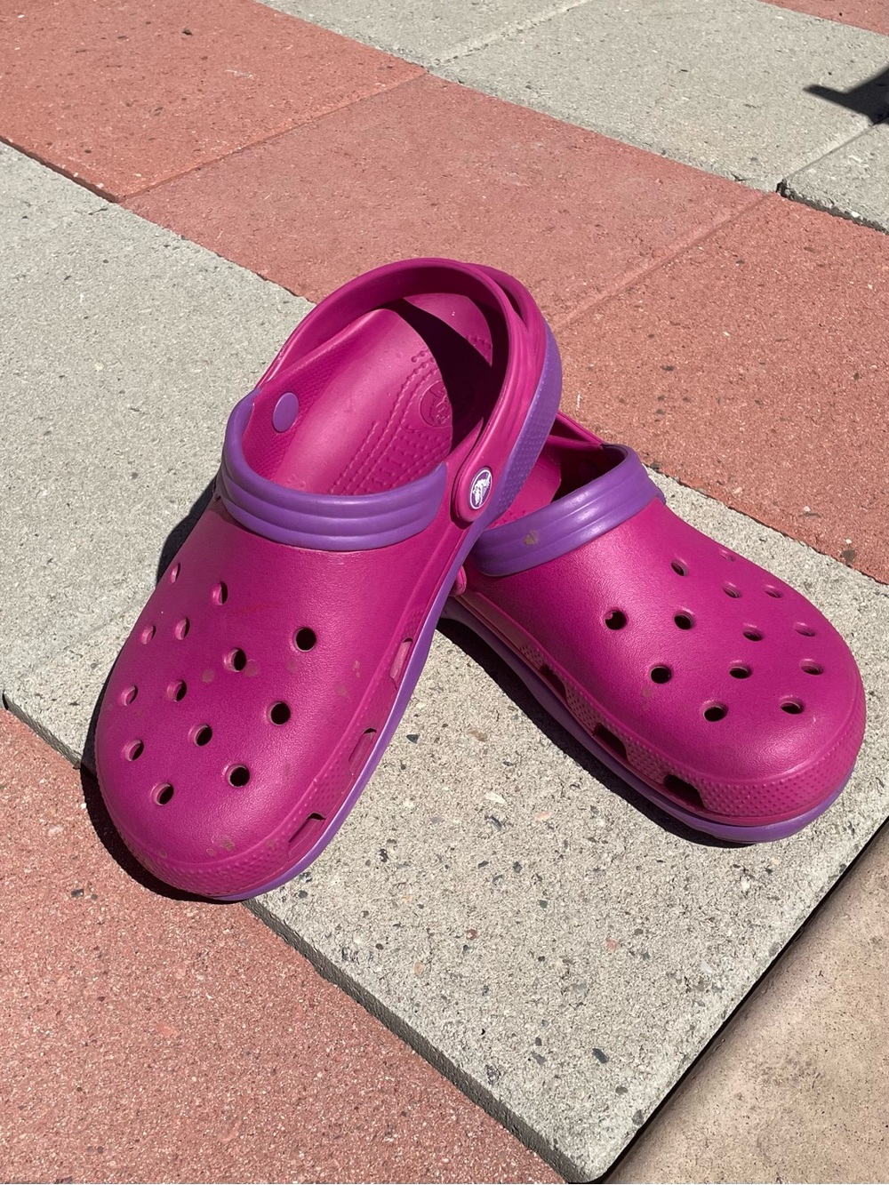 CROCS Kids Fuchsia Slip-On Clogs with Purple Heel Strap